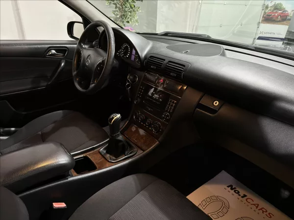 Mercedes-Benz Třídy C 1,8 200 KOMPRESOR STK 10/28 - foto 14