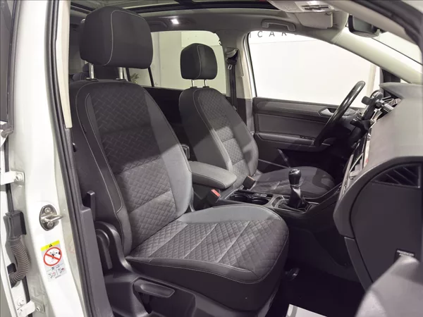 Volkswagen Touran 1,6 TDI JOIN ACC PANORAMA - foto 24