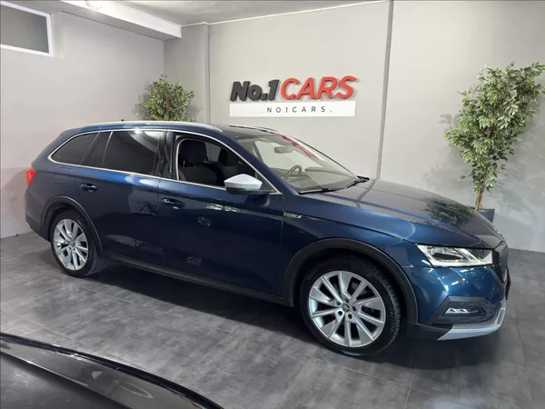 Škoda Octavia 2,0 TDI SCOUT 4X4 110KW HEAD - foto 36