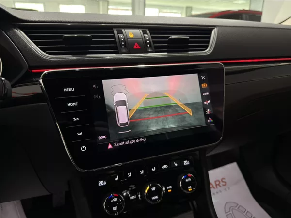 Škoda Superb 2,0 TDI DSG 4X4 140KW L&K - foto 17