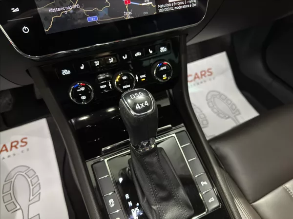 Škoda Superb 2,0 TDI DSG 4X4 140KW L&K - foto 20