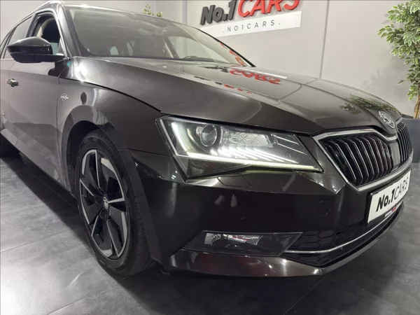 Škoda Superb 2,0 TDI DSG 4X4 140KW L&K - foto 40