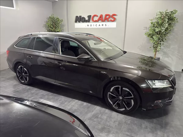 Škoda Superb 2,0 TDI DSG 4X4 140KW L&K - foto 41