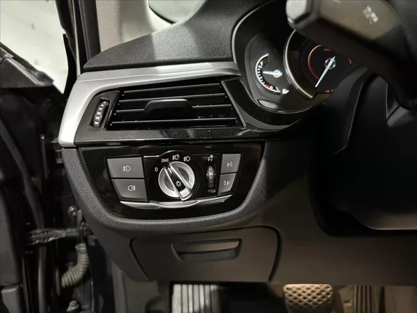 BMW Řada 5 2,0 530E PLUG-IN FULL LED TO - foto 9