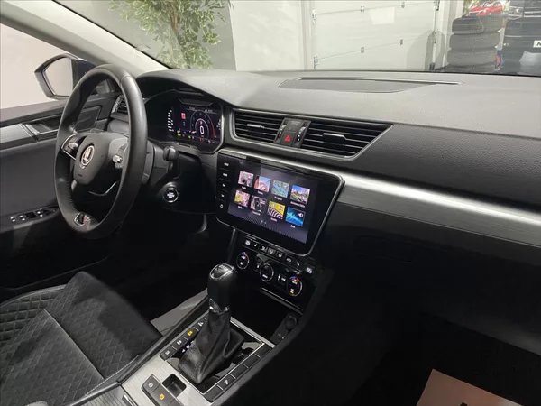 Škoda Superb 1,4 TSI iV DSG LED 1.MAJ ČR - foto 15