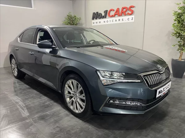 Škoda Superb 1,4 TSI iV DSG LED 1.MAJ ČR - foto 2