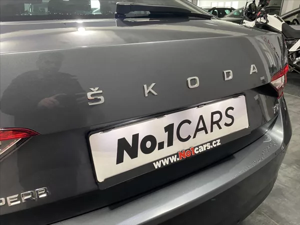 Škoda Superb 1,4 TSI iV DSG LED 1.MAJ ČR - foto 26