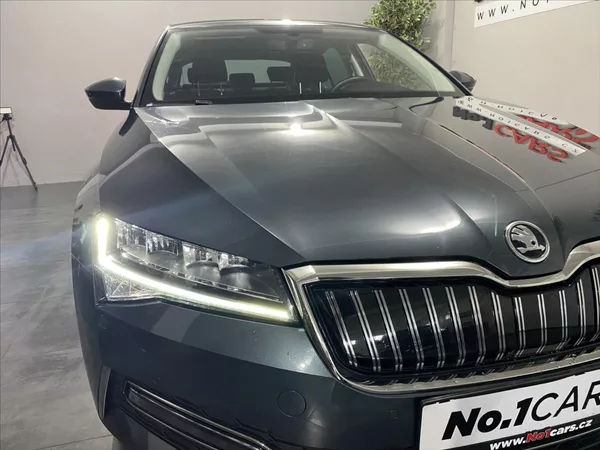 Škoda Superb 1,4 TSI iV DSG LED 1.MAJ ČR - foto 31