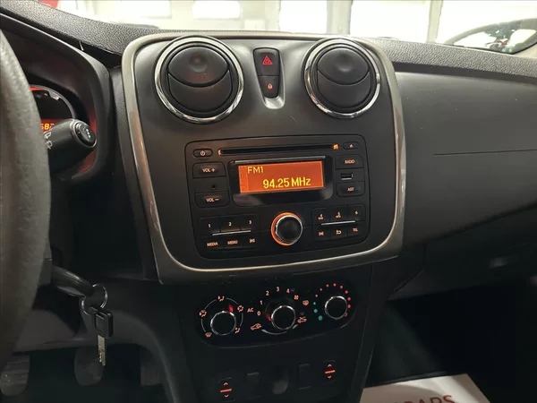 Dacia Logan 1,5 dCi 55 kW S&S MCV Arctic - foto 9