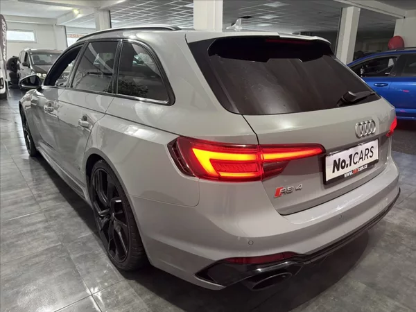 Audi RS 4 2,9 TFSI 450HP QUATTRO ALCA - foto 4