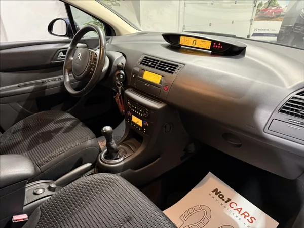 Citroën C4 1,6 16V TEMPOMAT ČIDLA ALU - foto 11