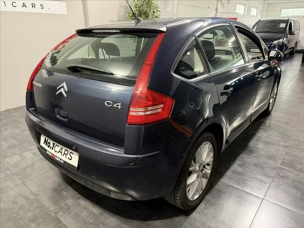 Citroën C4 1,6 16V TEMPOMAT ČIDLA ALU - foto 5