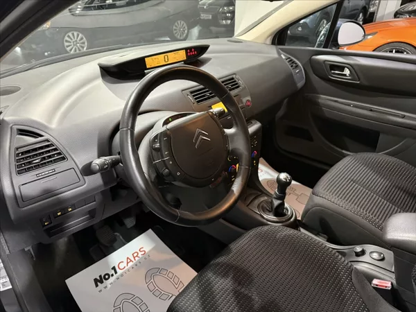 Citroën C4 1,6 16V TEMPOMAT ČIDLA ALU - foto 6