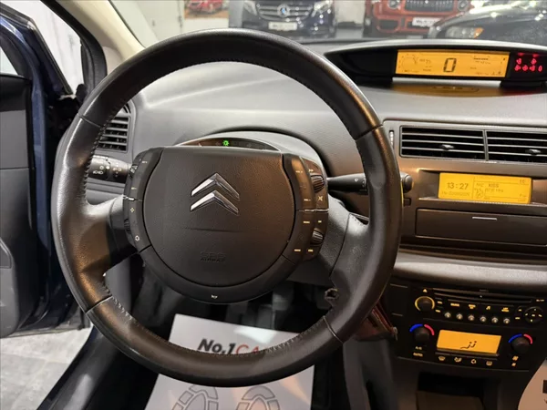 Citroën C4 1,6 16V TEMPOMAT ČIDLA ALU - foto 7