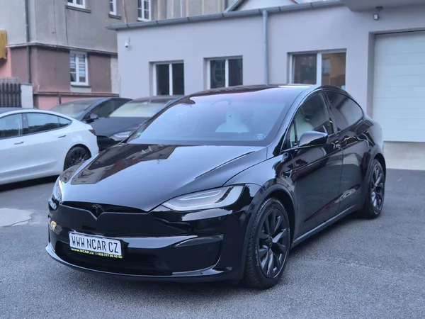 Tesla Model X 100kwH PLAID 750kw