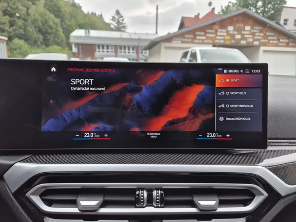 BMW Řada 3 TOURING 330D M SPORT 210kw 19A - foto 31