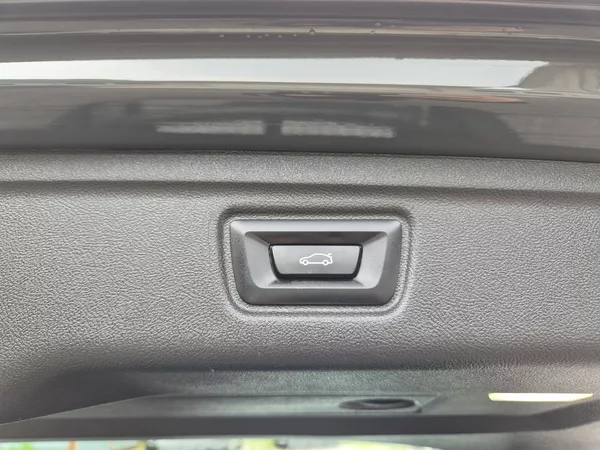 BMW Řada 3 TOURING 330D M SPORT 210kw 19A - foto 46