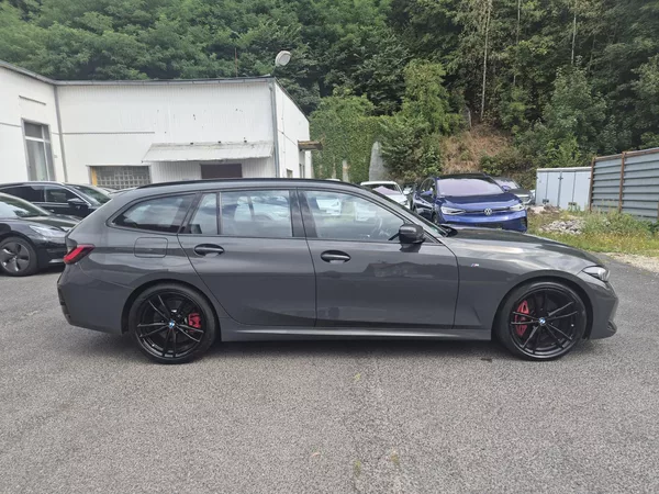BMW Řada 3 TOURING 330D M SPORT 210kw 19A - foto 7