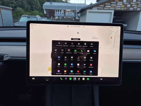 Tesla Model Y RWD 235kw 95,3 % - foto 34