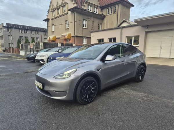 Tesla Model Y LONG RANGE DUAL MOTOR 96,0% - foto 2