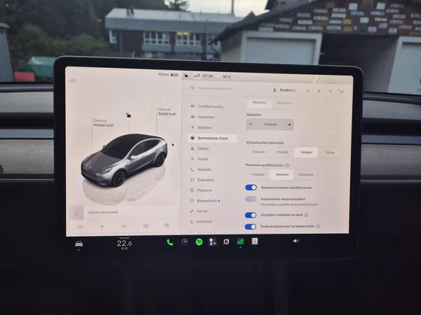 Tesla Model Y LONG RANGE DUAL MOTOR 95,0% - foto 24