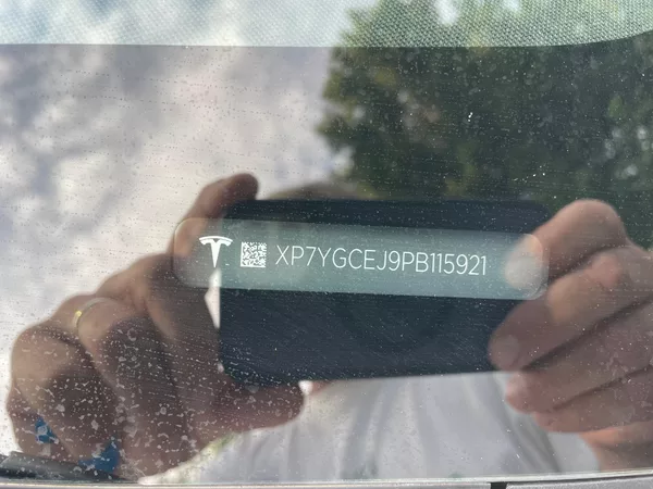 Tesla Model Y RWD 235kw 95,0 % - foto 38