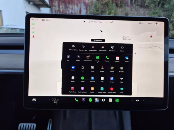 Tesla Model Y PERFORMANCE 393kw 21ALU 93,0% - foto 33