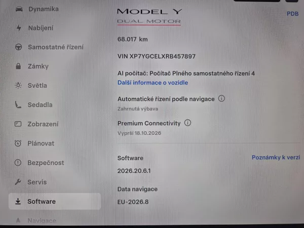 Tesla Model Y PERFORMANCE 393kw 21ALU 93,0% - foto 48