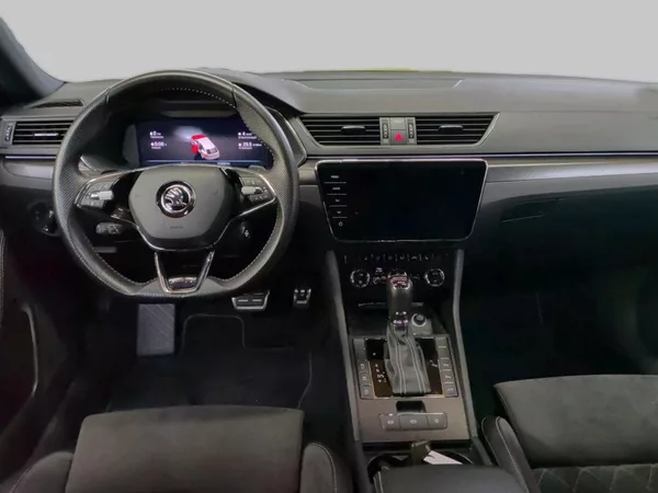 Škoda Superb Combi Sportline 147kw DSG 4x4 - foto 5