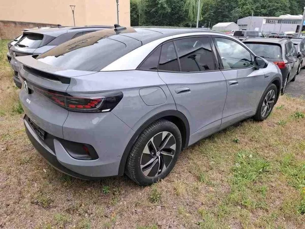 Volkswagen ID.5 150kw, PERFORMACE TZ SOH 96 % - foto 3