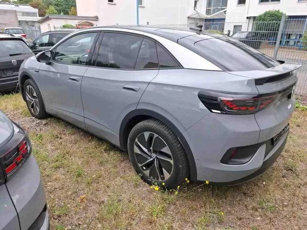 Volkswagen ID.5 150kw, PERFORMACE TZ SOH 96 % - foto 4