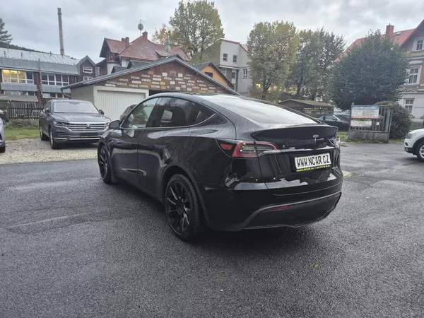 Tesla Model Y LONG RANGE DUAL MOTOR 94,4% - foto 2