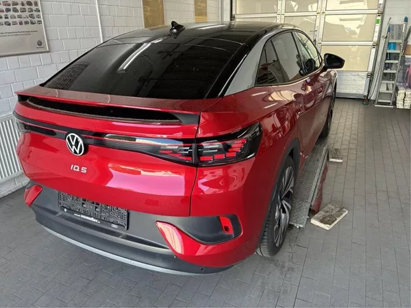 Volkswagen ID.5 150kw, PERFORMACE TZ SOH 94 % - foto 4