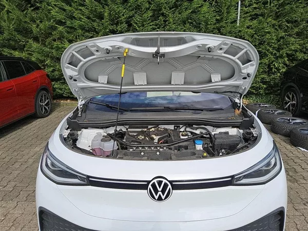 Volkswagen ID.5 150kw, PERFORMACE TZ SOH 95 % - foto 8