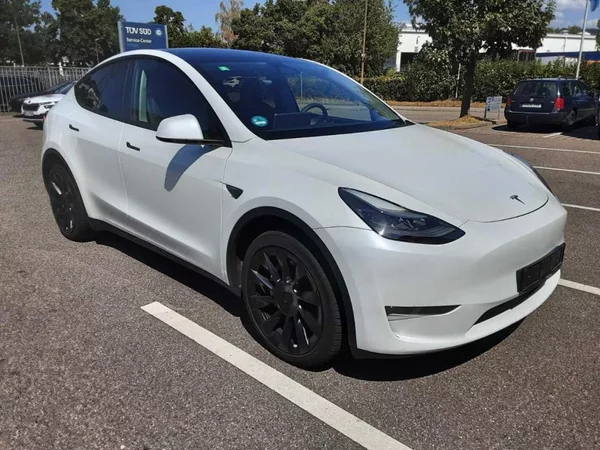 Tesla Model Y LONG RANGE DUAL MOTOR 95,0%