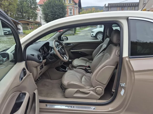 Opel Adam 1,4TSi, 64kw - foto 3