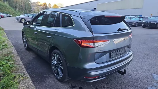 Škoda Enyaq iV 80x LOFT 195kw TZ SOH 92% - foto 4
