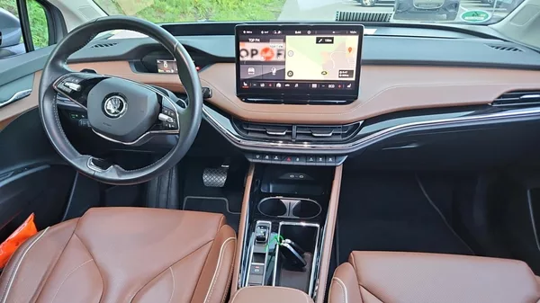 Škoda Enyaq iV 80x LOFT 195kw TZ SOH 92% - foto 5