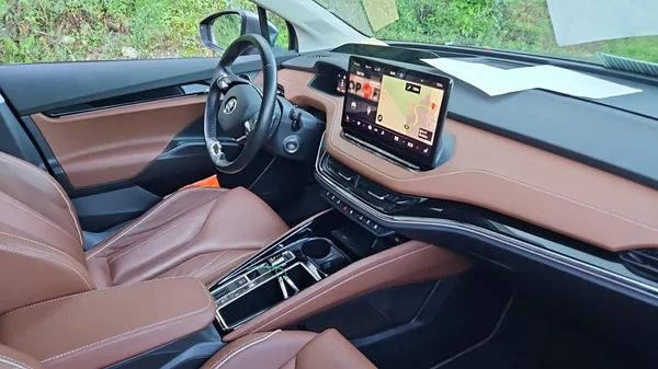 Škoda Enyaq iV 80x LOFT 195kw TZ SOH 92% - foto 6
