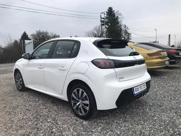Peugeot 208 1.5 HDI 75 KW,1.MAJ,ČR,DPH... - foto 6