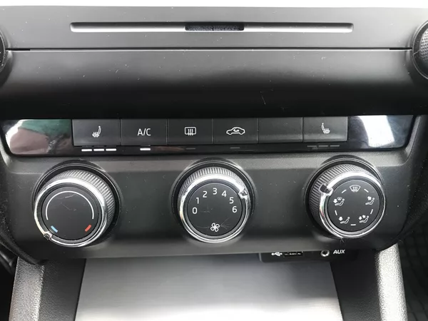 Škoda Octavia 1.6 TDI 66 ,KLIMA,TEMP.ČR,DPH - foto 14