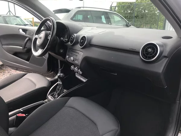 Audi A1 1.6 TDI 66,KLIMA,ČR,KM.. - foto 12