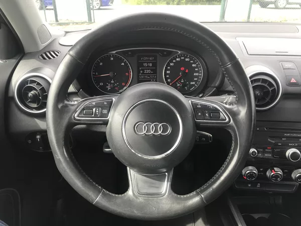 Audi A1 1.6 TDI 66,KLIMA,ČR,KM.. - foto 13