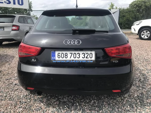 Audi A1 1.6 TDI 66,KLIMA,ČR,KM.. - foto 6