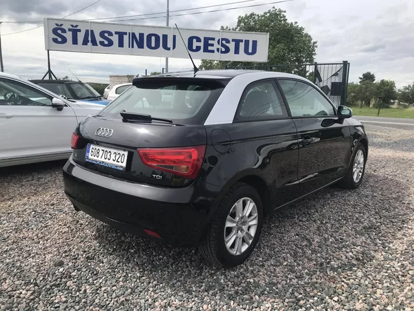 Audi A1 1.6 TDI 66,KLIMA,ČR,KM.. - foto 7