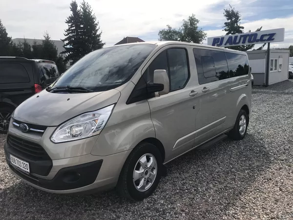 Ford Tourneo Custom 2.0 TCDI 125 KW,L2,8-MÍST,DPH