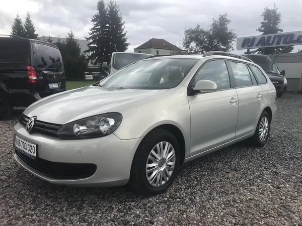 Volkswagen Golf Variant 1.2 TSI 77 KW,DSG,KLIMA,NAVI.