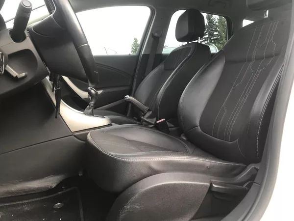 Opel Astra 1.4i 74 KW,KLIMA ,TEMPOMAT.... - foto 9