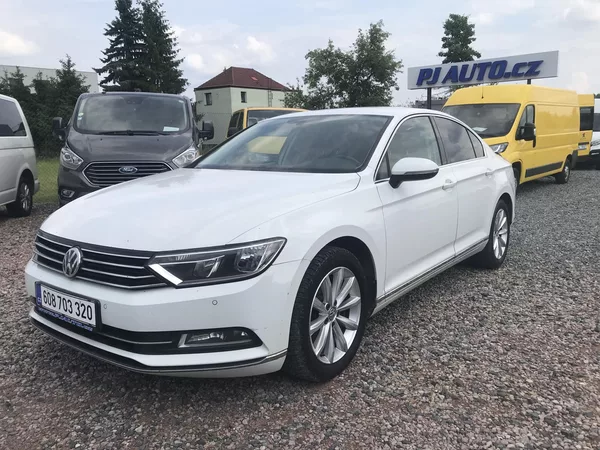 Volkswagen Passat 2.0 TDI 110 ,DSG,ČR.DPH..