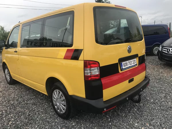 Volkswagen Transporter 2.0 TDI 103 KW 9-MÍST,6-RYCHLO - foto 8